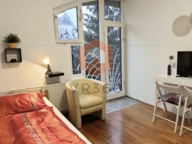 Eladó lakás Pécs, Belváros 98 nm