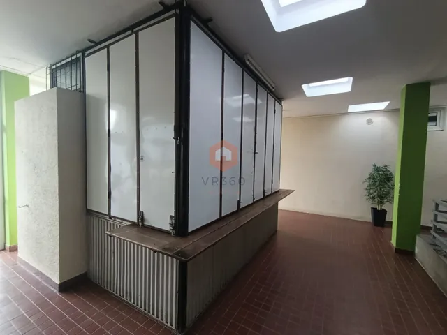 Eladó kereskedelmi és ipari ingatlan Pécs, Mecsekoldal 9 nm