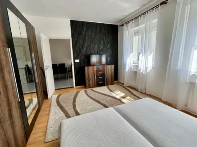 Kiadó lakás Pécs, Uránváros 36 nm