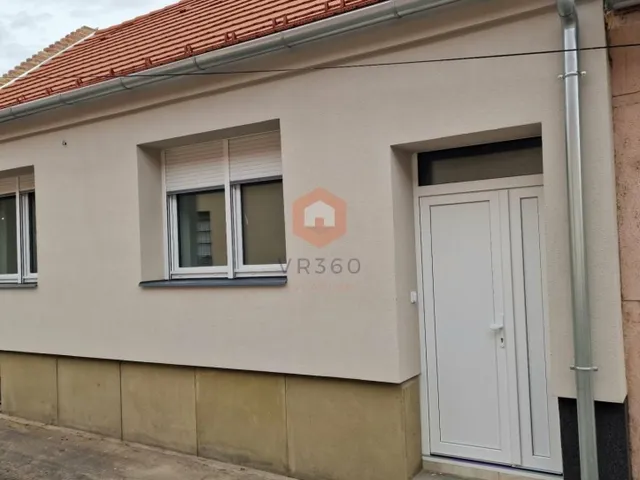 Eladó ház Pécs, Tettye 74 nm
