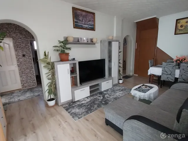 Eladó ház Dömsöd 150 nm