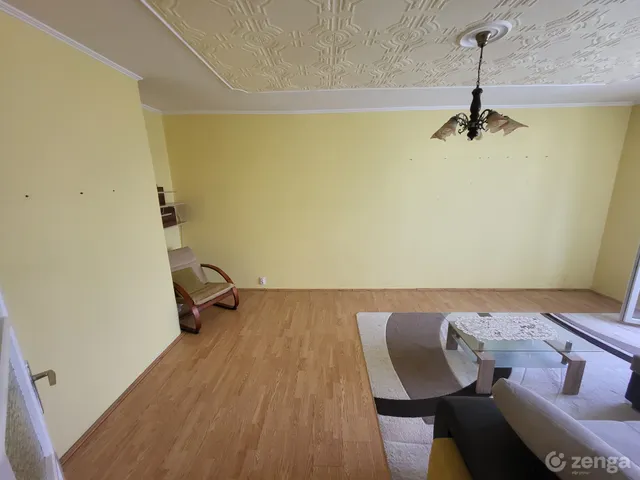 Eladó lakás Szolnok, Tallinn, Puskás Tivadar krt 50 nm