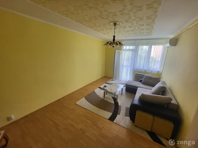 Eladó lakás Szolnok, Tallinn, Puskás Tivadar krt 50 nm