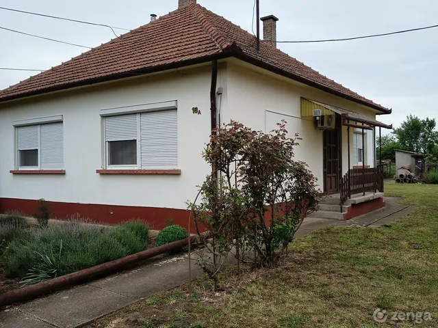 Eladó ház Elek 76 nm