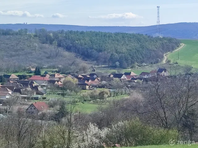 Eladó telek Váckisújfalu 1340 nm