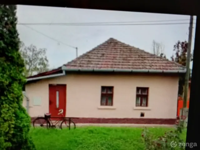 Eladó ház Biharugra 75 nm