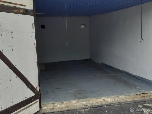 Eladó garázs Pápa 20 nm