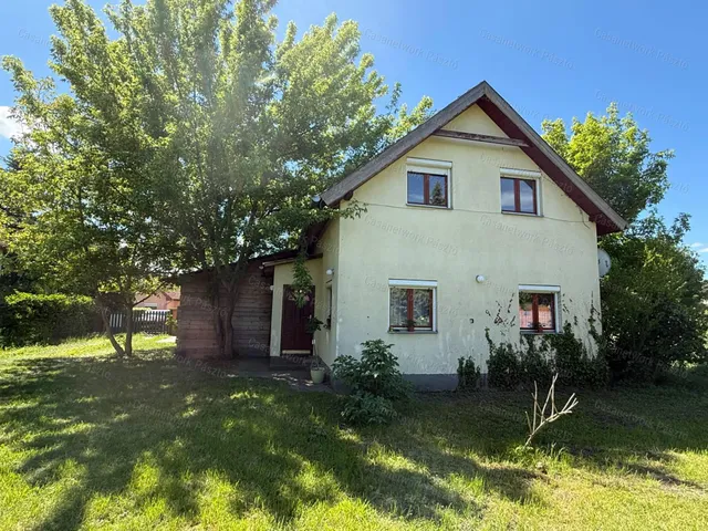 Eladó ház Lőrinci 55 nm