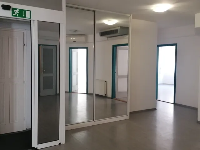 Kiadó kereskedelmi és ipari ingatlan Győr, Belváros 23 nm