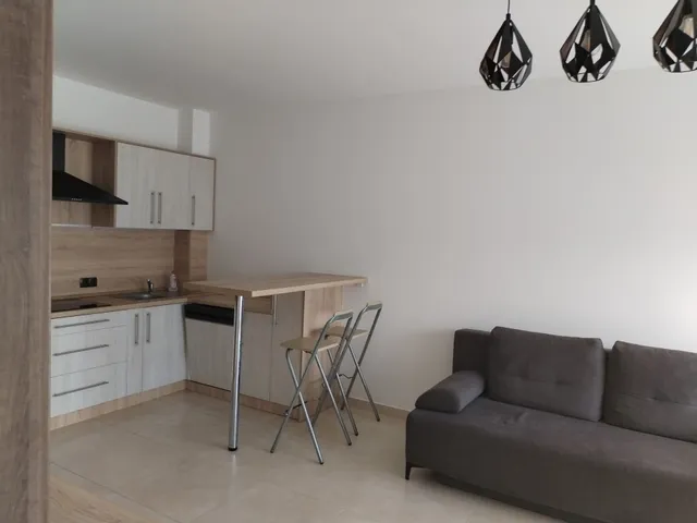 Kiadó lakás Győr, Szabadhegy 41 nm