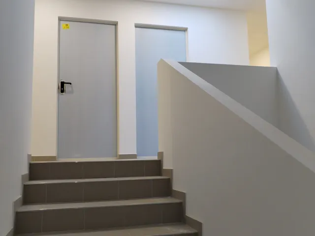 Eladó kereskedelmi és ipari ingatlan Győr, Szabadhegy 41 nm