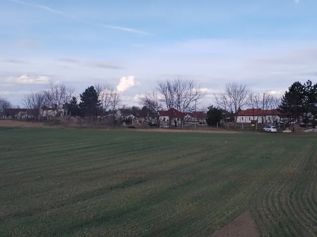 Eladó telek Koroncó 1802 nm