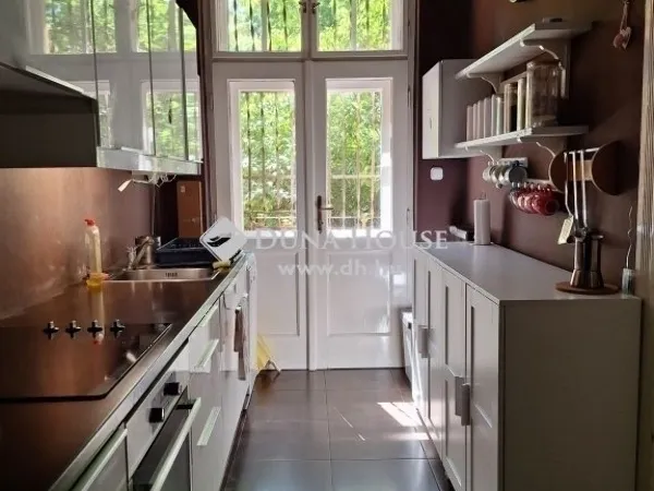 Eladó lakás Budapest I. kerület 79 nm