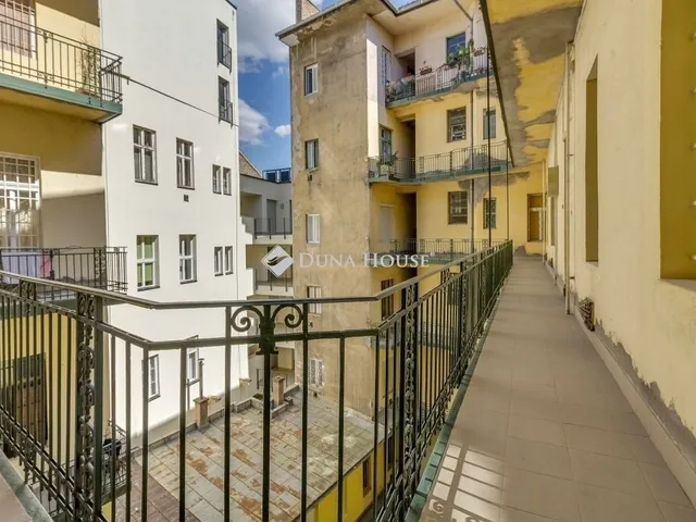 Eladó lakás Budapest V. kerület 89 nm