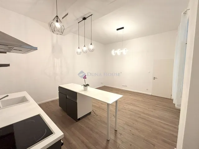Eladó lakás Budapest XIII. kerület, Lőportárdűlő 38 nm