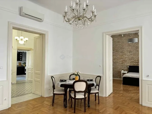 Eladó lakás Budapest VI. kerület 91 nm