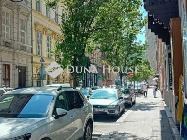 Eladó lakás Budapest V. kerület 85 nm