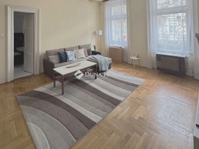 Eladó lakás Budapest V. kerület 50 nm