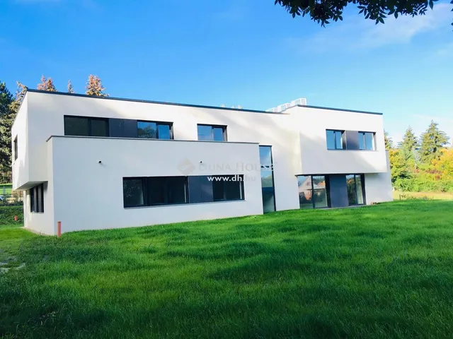 Eladó lakás Budapest II. kerület, Petneházyrét 114 nm