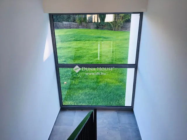 Eladó lakás Budapest II. kerület, Petneházyrét 114 nm