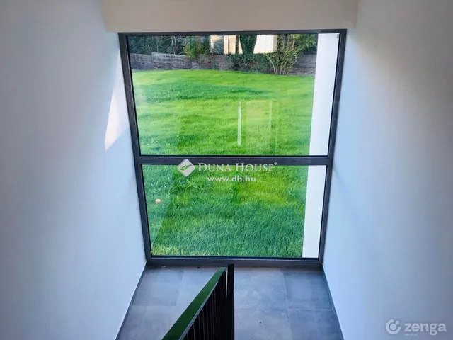 Eladó lakás Budapest II. kerület, Petneházyrét 115 nm