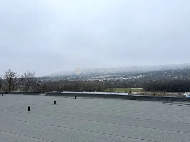 Eladó lakás Budapest III. kerület 75 nm