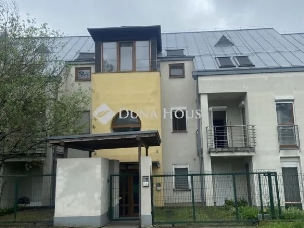 Eladó lakás Budapest XVI. kerület 64 nm