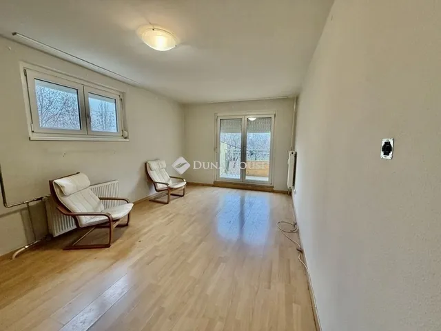 Eladó lakás Budapest III. kerület 37 nm