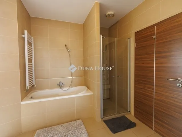 Eladó lakás Budapest XIII. kerület, Lőportárdűlő 127 nm