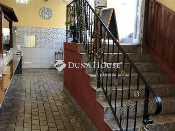 Eladó kereskedelmi és ipari ingatlan Budapest XIII. kerület, Újlipótváros 327 nm