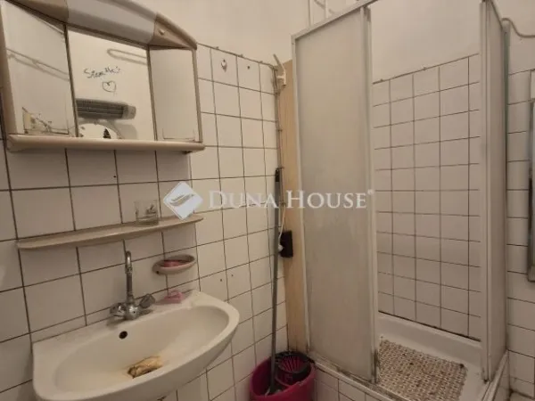 Eladó kereskedelmi és ipari ingatlan Budapest XIII. kerület, Angyalföld 800 nm