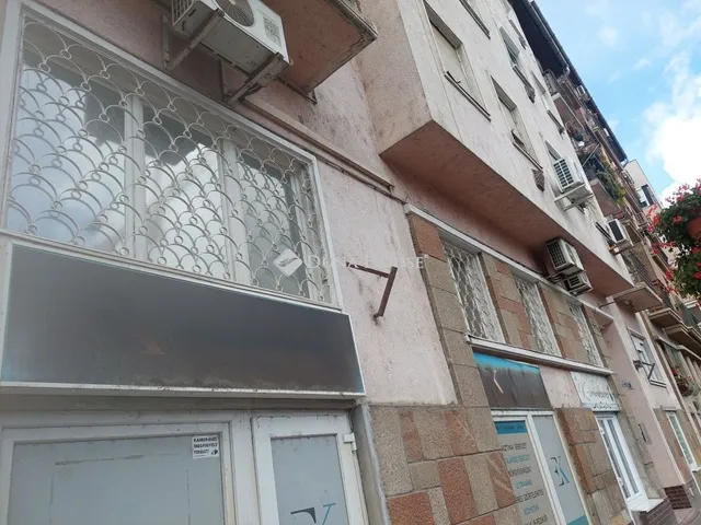 Eladó kereskedelmi és ipari ingatlan Budapest XIII. kerület, Újlipótváros 208 nm