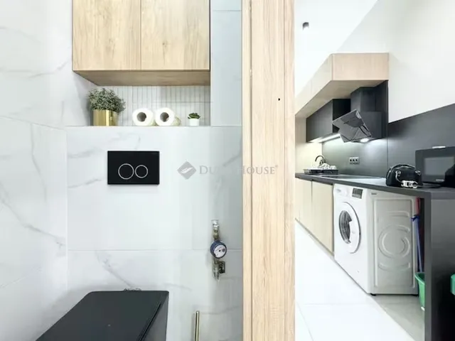 Eladó lakás Budapest VI. kerület, Nagykörúton kívüli terület 72 nm