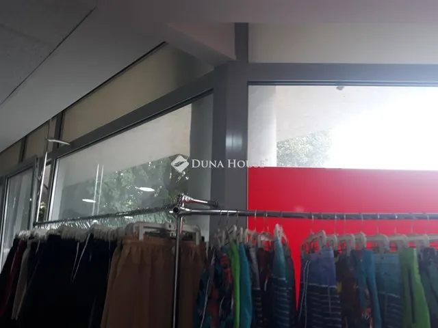 Eladó kereskedelmi és ipari ingatlan Budapest XIII. kerület, Angyalföld 459 nm