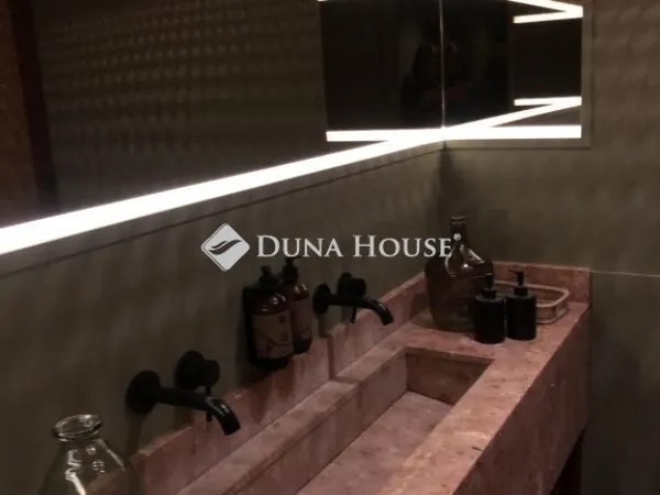 Eladó kereskedelmi és ipari ingatlan Budapest XIII. kerület, Újlipótváros 120 nm