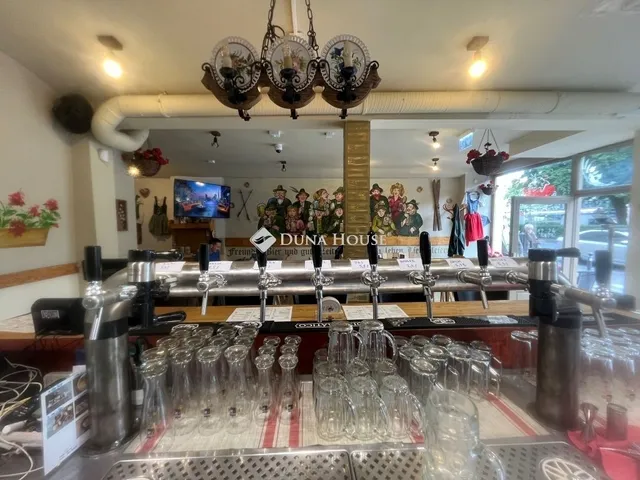 Eladó kereskedelmi és ipari ingatlan Budapest V. kerület, Belváros 141 nm