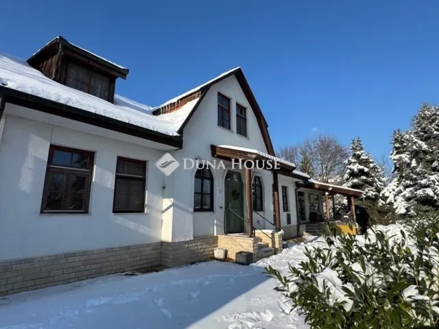 Eladó ház Leányfalu 744 nm