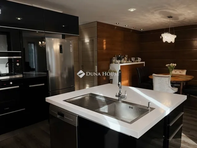 Eladó ház Budapest IV. kerület 239 nm