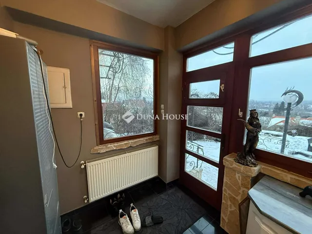 Eladó ház Leányfalu 97 nm