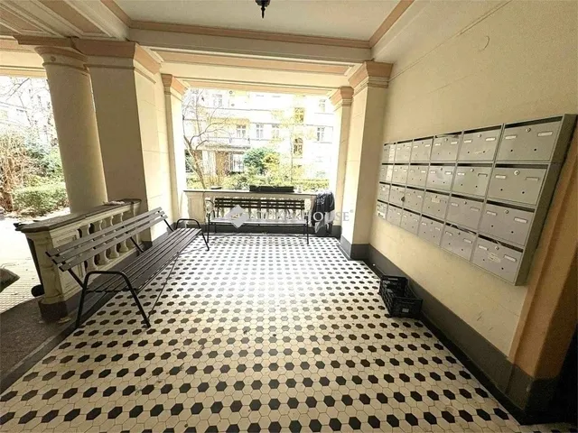 Eladó lakás Budapest XIII. kerület 70 nm