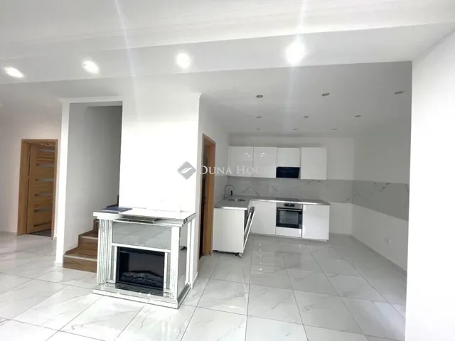 Eladó lakás Budapest IV. kerület 131 nm