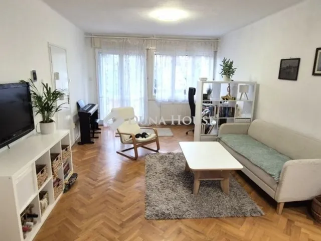 Eladó lakás Budapest II. kerület 72 nm