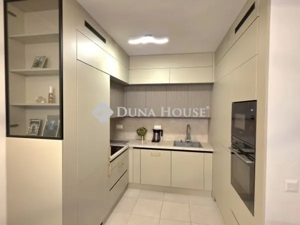 Eladó lakás Budapest XIII. kerület 70 nm