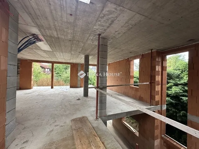 Eladó lakás Törökbálint 157 nm