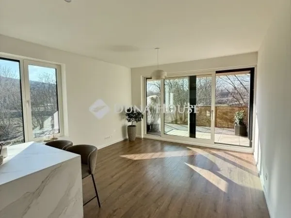 Eladó lakás Budapest XI. kerület 70 nm