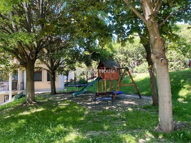 Kiadó lakás Budapest XI. kerület 124 nm