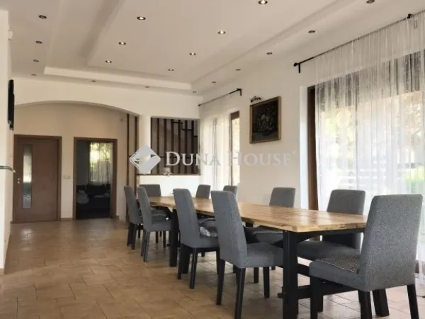 Eladó ház Budapest II. kerület 446 nm