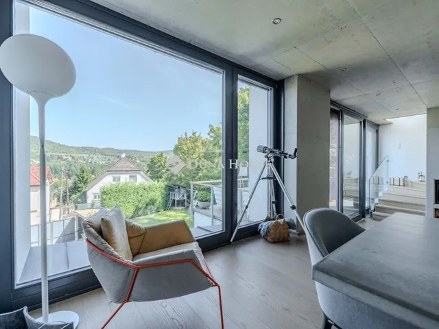 Eladó ház Budapest II. kerület 325 nm