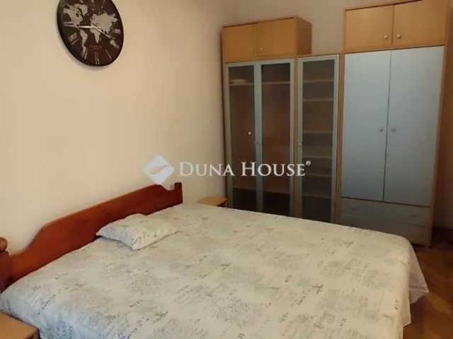 Eladó lakás Budapest VI. kerület 72 nm