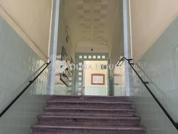 Eladó lakás Budapest VI. kerület 60 nm